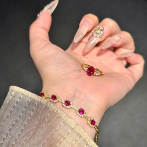 Bague en argent pur S925 avec trois pierres de diamant, ovale classique, rouge sang de pigeon, luxe, à porter tous les jours - Product Image 1