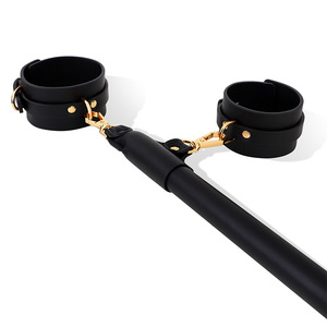 Accessori SM: Manette in Pelle per Gambe, Collari per Addestramento Femminile, Attrezzatura per Bondage e Tortura - Product Image 2