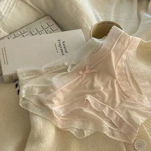 Pantalon de masque crémeux pour femme, sous-vêtements taille basse en soie glacée à séchage rapide, couleur unie, avec dentelle, collection Printemps/Été - Product Image 1