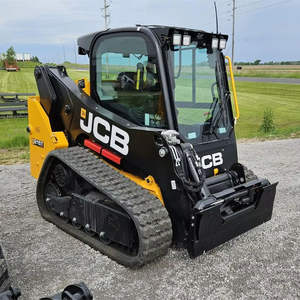 Tractor Cargador JCB 215T de 4 Toneladas con Sistema Hidráulico Auxiliar de Alto Flujo de 30.4 GPM y Orugas Anchas de 320 mm (12.5 Pulgadas) - Product Image 1