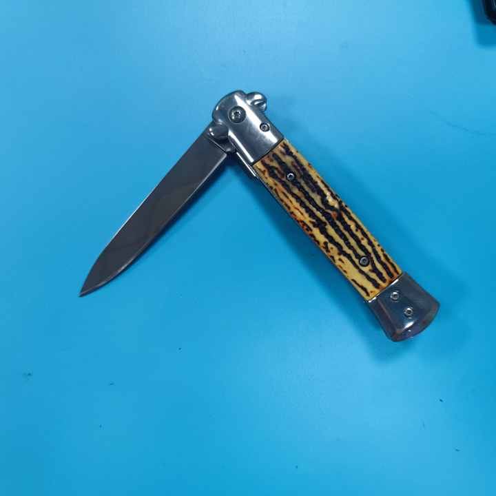 Classic Nail Pull Nick Blade Italian Mafia Style Stainless Steel Blade Black Wooden Kinds Aluminum Handle Tactical Folding Knife