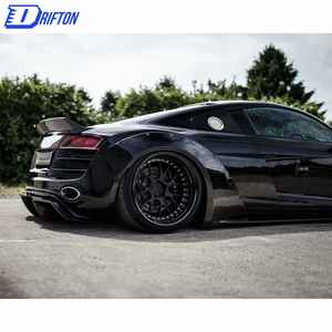 Coffre en fibre de carbone style LB pour Audi R8 Couvercle de coffre arrière - Product Image 4
