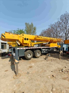 सुपर वैल्यू का इस्तेमाल Qkk25k5c ट्रक-माउंटेड क्रेन 25ton अधिकतम लिफ्टिंग लोड अच्छी स्थिति इंजन कोर मोटर गियरबॉक्स असर - Product Image 5