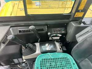 Seau de creusement de roches Komatsu PC56 d'occasion Excavatrice Komatsu PC56 d'occasion Matériel de construction à usage intensif - Product Image 6