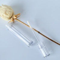Tube de brillant à lèvres rond transparent personnalisé de 5 ml, fin et long, avec applicateur, pour maquillage, vente en gros