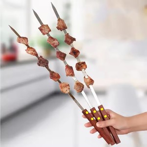 Bán Buôn <span class=keywords><strong>BBQ</strong></span> Nướng Phụ Kiện Tái Sử Dụng Phẳng Thép Không Gỉ Thịt Nướng Xiên Với Tay Cầm Bằng Gỗ Xoay Kebab <span class=keywords><strong>BBQ</strong></span> Xiên - Product Image 6