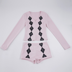 Ensemble Athlétique à Motif Diamant Haut à Manches Longues Col en V pour Femme Short Boxer Ajusté Tenue Deux Pièces - Product Image 6