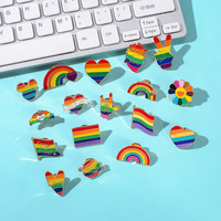 Épingles à drapeau arc-en-ciel LGBT Creative Heart Yeh Finger Enamel Pin Clothes Bag Lapel Gay Lesbian Pride Badge Brooch Unisex Jewelry