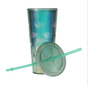 Kwaliteitsgegarandeerde fabrieks prijs schaalpatroon kleurrijke plastic waterfles met rietje voor buitensporten - Product Image 1