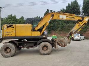 Pelle multifonction sur chenilles originale de la Corée Hyundai 150 d'occasion à haut rendement Hyundai en bon état en vente - Product Image 2