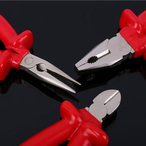 Sortie d'usine 1000V aiguille à long nez <span class=keywords><strong>pince</strong></span> combinée à coupe diagonale <span class=keywords><strong>pince</strong></span> <span class=keywords><strong>isolante</strong></span> pour électricien - Product Image 3