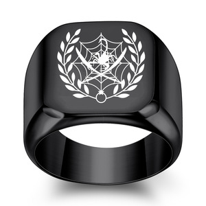 Anillo de Acero Inoxidable Dorado de 18 mm con Diseño de Escorpión y Hojas Grabado con Láser, Joyería para Mujer, Uso Diario - Product Image 5