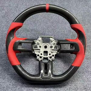 พวงมาลัยหุ้มหนังคาร์บอนไฟเบอร์ปรับแต่งได้เหมาะสำหรับ <span class=keywords><strong>Ford</strong></span> <span class=keywords><strong>Mustang</strong></span> 2015 2016 2017 <span class=keywords><strong>2018</strong></span> 2019 2020 2021 2022 GT - Product Image 3
