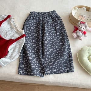 Tongxingyuan Girls Three Piece Set Knitted Vest Floral Top Wide Leg Pants Spring Autumn Cotton Outfit - Product Image 4