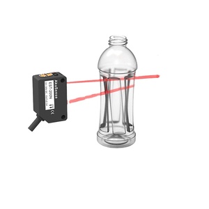 Sensor fotoeléctrico láser retrorreflectante de 1.5m/4.9 pies, transparente, de detección optoelectrónica, de proximidad - Product Image 1