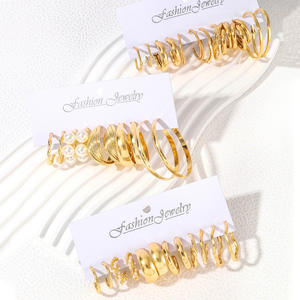 Juego de Aretes de Aro Dorados de Bisutería, Forma Geométrica Redonda con Perlas, 2cm 4cm, para Uso Diario de Mujeres, Aleación de Zinc - Product Image 2