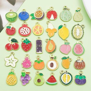 30 Colgantes de Frutas de Aleación Coloridos, Manzana, Sandía, Cereza, para Accesorios de Joyería DIY - Product Image 1