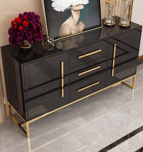 Buffet minimaliste moderne avec finition noire et <span class=keywords><strong>blanche</strong></span> et accents dorés Salles à manger et salon - Product Image 2