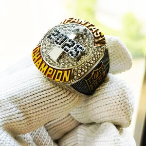 <span class=keywords><strong>2025</strong></span> Tùy Chỉnh Thời Trang Vô Địch Tưởng Tượng Bóng Đá Pha Lê Rhinestone Hợp Kim Vòng Hợp Kim Hợp Thời Trang Mới Mơ mộng Phong Cách 18K Mạ Món Quà Người Bạn - Product Image 4