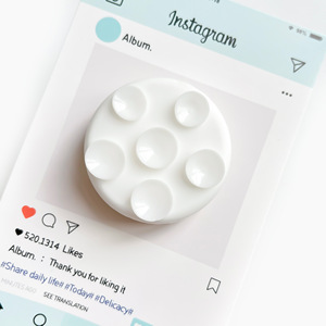 Seezik <b>Universal</b> Silicone Double-Sided Suction Cup Phone Holder Foldable Multifunctional Grip <b>Socket</b> Stand - Product Image 3