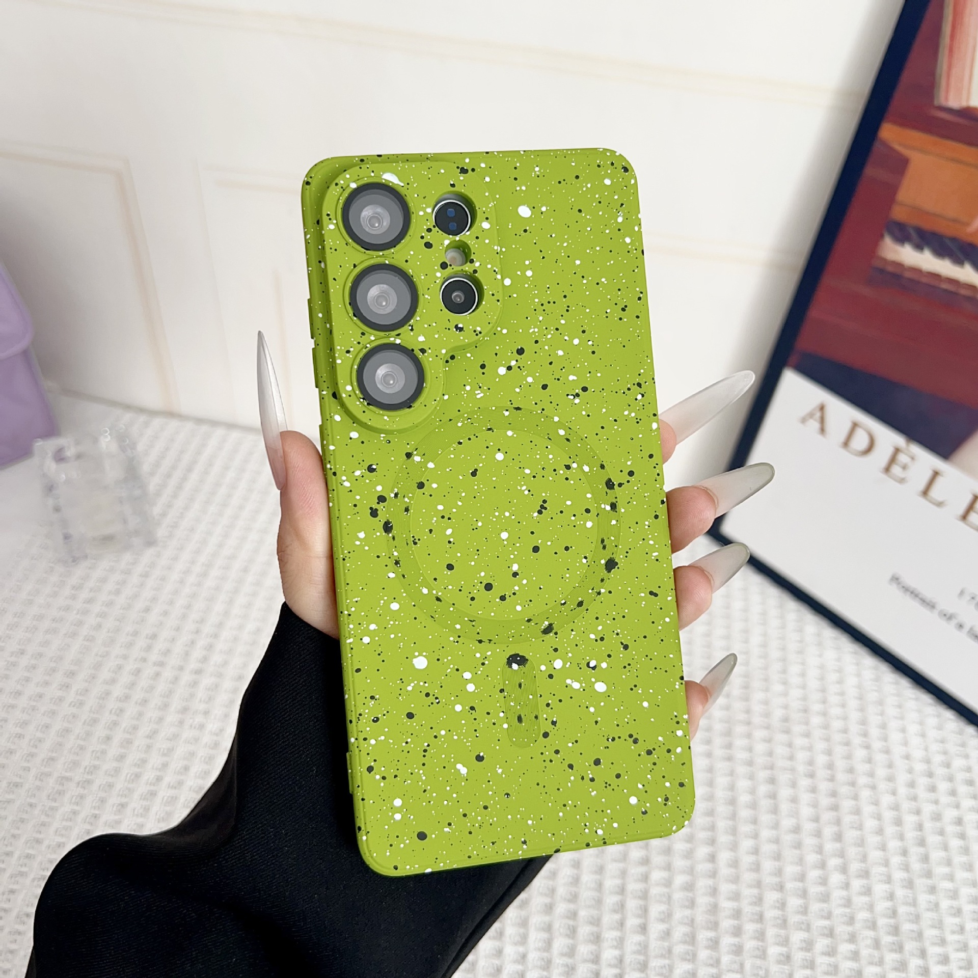 สีเขียว