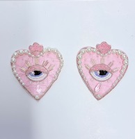 Vente chaude Rose À La Main Perlé Strass Fer sur Patchs Broderie Mal Grand Oeil Conception Accessoires Applique