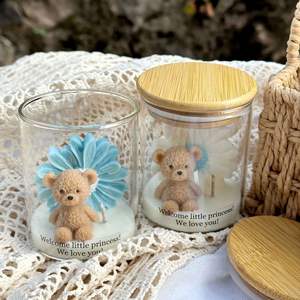 เทียนหอมรูปหมีเท็ดดี้สีฟ้า ทำมือจากขี้ผึ้งถั่วเหลือง กลิ่นหอมน่ารัก เหมาะสำหรับเป็นของขวัญในงานเลี้ยงฉลองทารกแรกเกิด  รับทำตามสั่ง - Product Image 4