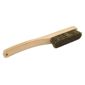Widely used high quality climbing brush bouldering brush with beech wood handle for cleaning and easy to carry