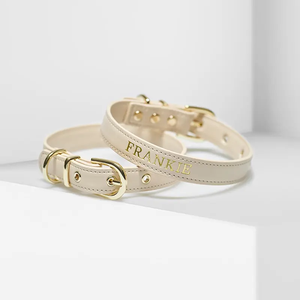 Collar de perro de cuero vegano suave ajustable con logotipo dorado personalizado, beige, marrón, sólido, de lujo - Product Image 1