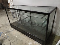 Vitrines en verre Présentoir pour magasin de fumée Tableau d'affichage Décoration pour magasin de tabac de luxe