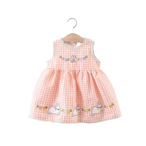 <span class=keywords><strong>Vestito</strong></span> Estivo per Bambina con Collo a O, Motivo a Quadri, Stratificato, Ricamato con Coniglietto, Vendita all'Ingrosso - Product Image 1