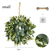 Vente en gros de couronnes de fleurs artificielles décoratives pour plantes, printemps et été, couronne verte d'eucalyptus pour porte d'entrée, décoration de Noël