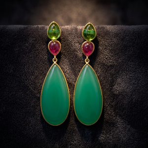 Nouvelles boucles d'oreilles pendantes en argent sterling plaqué or hydro, ornées de chrysoprase, rubis et émeraude hydro, faites à la main avec pierres précieuses - Product Image 2