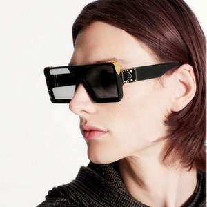 Gafas de Sol Cuadradas Blancas y Negras de Moda Vintage para Mujer, Lentes de Sol Hip Hop de una Pieza con Protección UV400, Gafas de Sol Extra Grandes para Hombre 2021 - Product Image 3