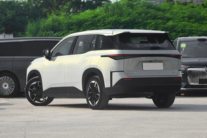 SUV Eléctrico Usado en Venta, Toyota Bozhi 3X 430 Air Pure, Bajo Kilometraje, Volante a la Izquierda, 150kW/200Nm - Product Image 6