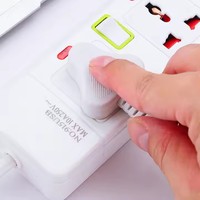 Ekstensi kabel daya 10A Universal, dengan 4 outlet Multi soket dan Jack ekstensi USB, tipe soket dan ABS