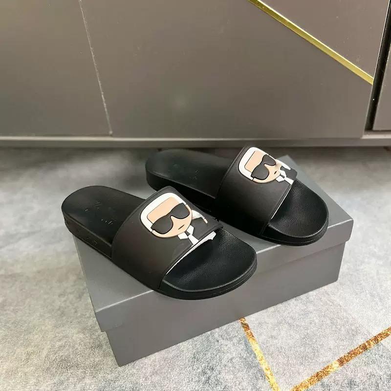 ลายหัวกลมสีดำ