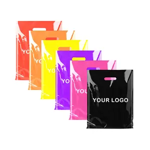 Sacchetti di plastica personalizzati all'ingrosso con Logo t-shirt riciclabili borsa fustello maniglia spesa per affari promozione