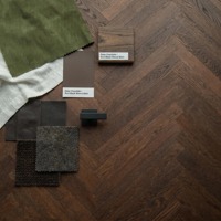 Parquet en bois d'ingénierie de qualité supérieure, Noyer noir, Chêne russe multicouche 14 mm, motif chevrons