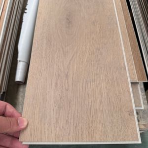 Wasserdichter SPC-Dielenboden, 8 mm Vinyl-SPC-Boden, langlebiger 3,5 mm 4 mm 5 mm Kunststoffboden für den Großhandel - Product Image 5