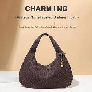 Женская тканая сумка из Веганской кожи - Product Image 2