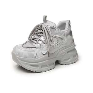 Nouvelles baskets lacées pour femmes Collection Printemps-Été 2026 Rehaussantes à semelle épaisse Décontractées Polyvalentes Tendance Respirantes - Product Image 2