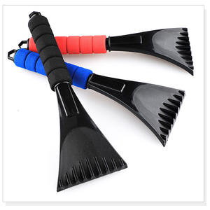 Herramienta Multifuncional para Quitar Nieve del Coche, Fabricada en Plástico ABS, Resistente al Frío, Raspador de Hielo Versátil - Product Image 6