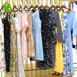 Venta al por mayor directa de fábrica: Vestidos casuales de algodón con cuello alto para niñas, ropa de verano usada, pacas limpias de 45 kg - Product Image 4