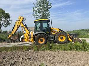 Envío Gratuito, Como Nuevo, Precio Bajo, Cargador Hidráulico JCB 4CX de 3 Toneladas, Motor JCB4CX Compatible con EPA y CE, en Stock - Product Image 2