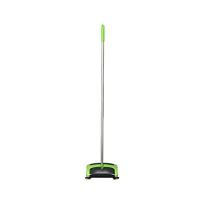 Barredora Manual de Plástico para Alfombras VIPaoclean con Recolector de Polvo 2 en 1 para Uso Doméstico - Product Image 1