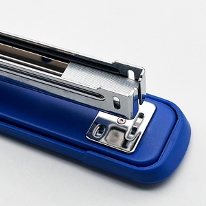 <span class=keywords><strong>Agrafeuse</strong></span> manuelle robuste 24/6 Machine à relier manuelle en métal Durable pour 50 feuilles <span class=keywords><strong>agrafeuse</strong></span> de <span class=keywords><strong>bureau</strong></span> personnalisée pour la vente en gros - Product Image 5