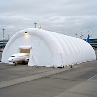Dôme gonflable personnalisable pour hangar d'avion, abri avec caractéristiques imperméables et coupe-vent pour les avions