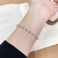 Bracelet délicat et élégant en or blanc 18 carats avec diamants de laboratoire, serti en griffes, pour femme, bijoux de mode, vente en gros, design raffiné