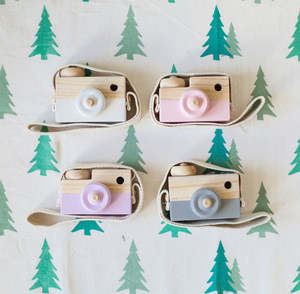 Amazon vend mignon appareil photo <span class=keywords><strong>en</strong></span> bois jouets pour bébés et enfants <span class=keywords><strong>en</strong></span> 2020 comme mode vêtements accessoires et jouets nature - Product Image 1